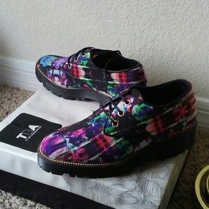 Lacey by To Be Announced.Women's loafers with plat